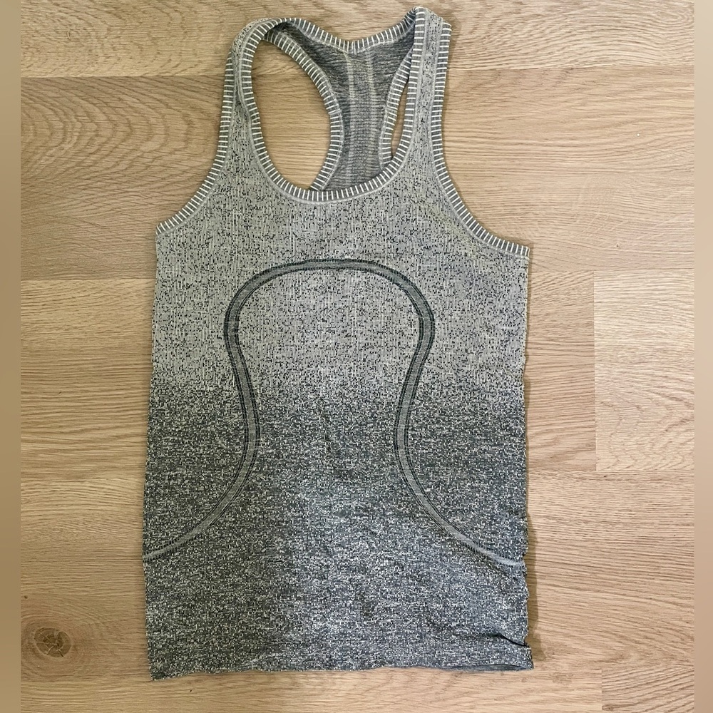 Lululemon Switfly Gradient Tank Size 2